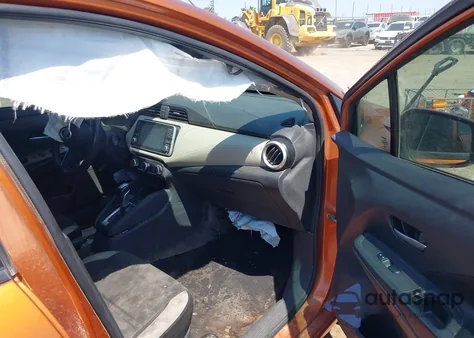 2020 Nissan Versa Sv Xtronic Cvt z USA, uszkodzony, nr VIN 3N1CN8EV6LL812320